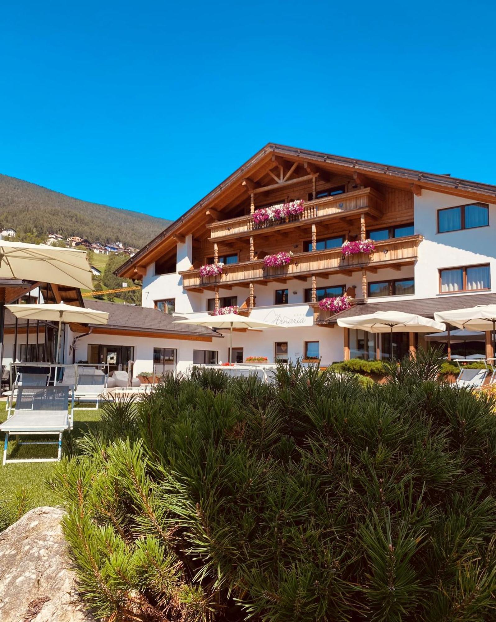Hotel Arnaria Ortisei Exteriér fotografie
